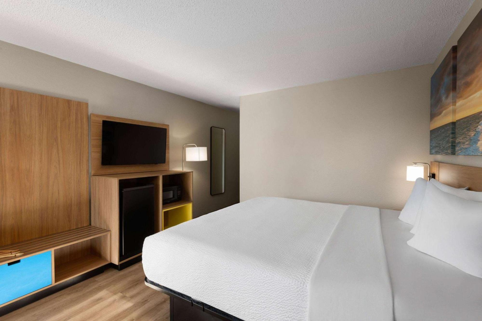 Days Inn By Wyndham Florence Near Civic Center Extérieur photo