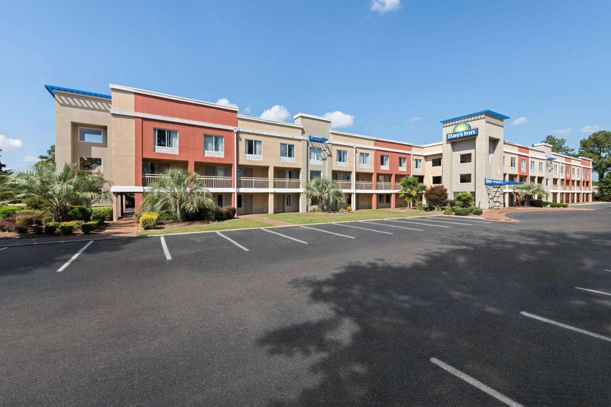 Days Inn By Wyndham Florence Near Civic Center Extérieur photo