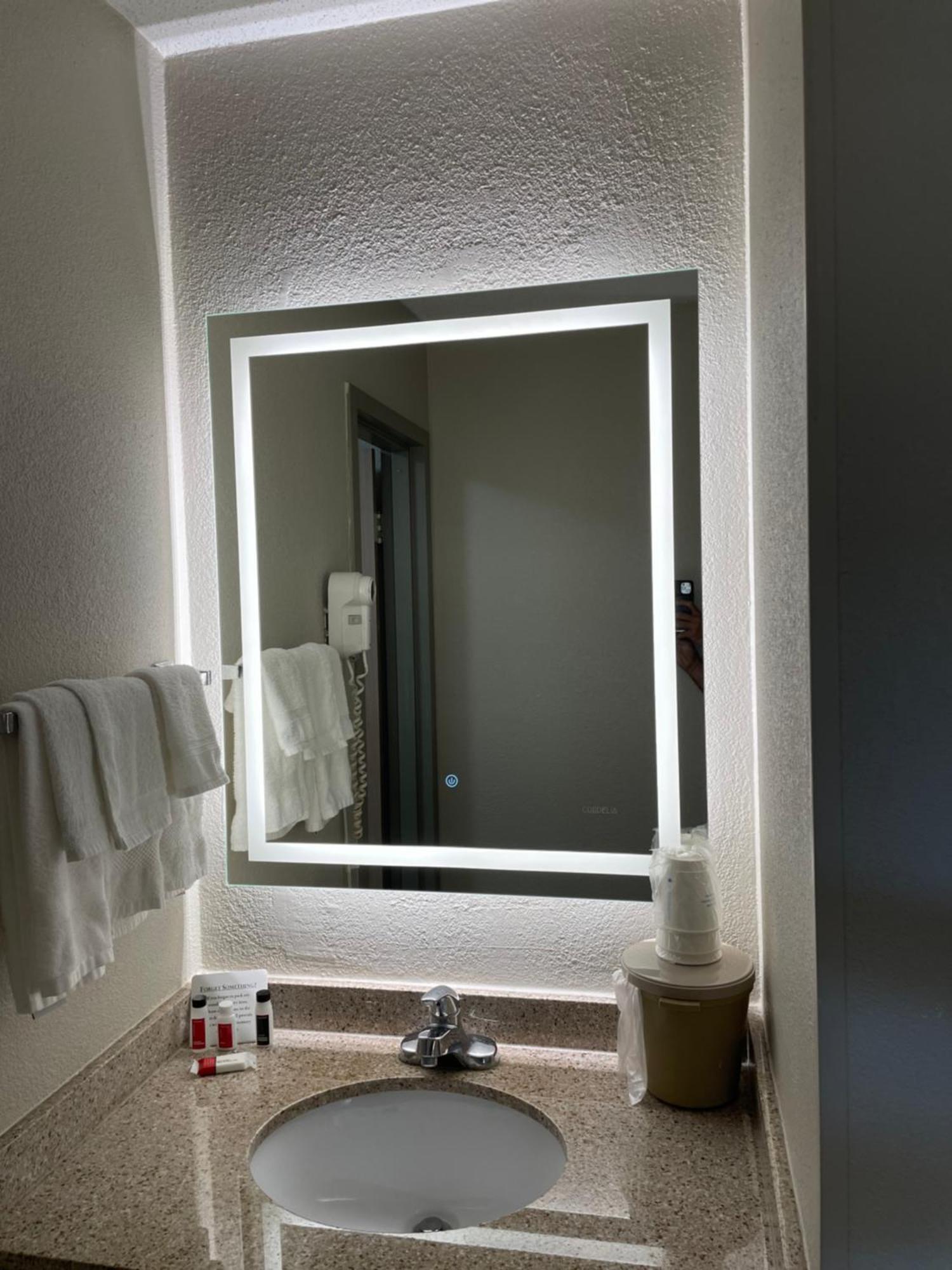 Days Inn By Wyndham Florence Near Civic Center Extérieur photo