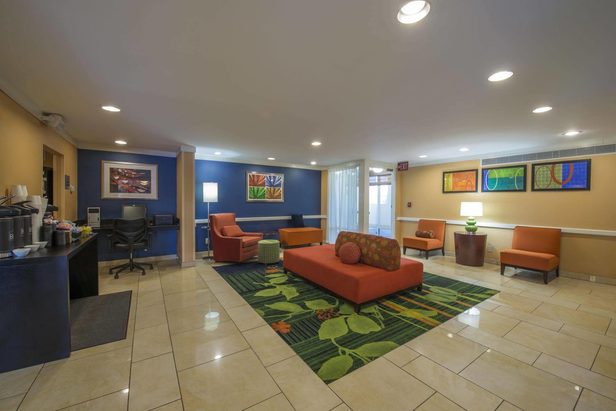 Days Inn By Wyndham Florence Near Civic Center Extérieur photo